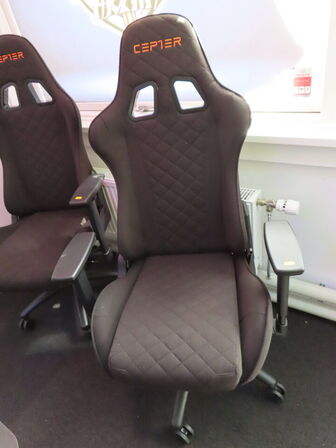 Gamer stol, CEPTER