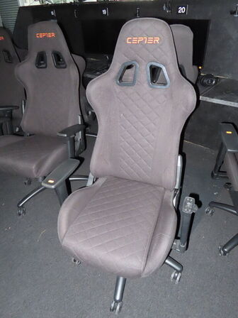 Gamer stol, CEPTER