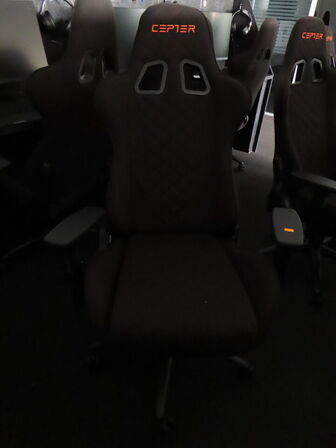Gamer stol, CEPTER