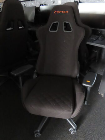Gamer stol, CEPTER