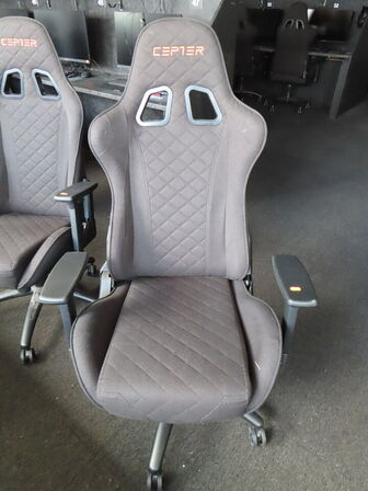 Gamer stol, CEPTER