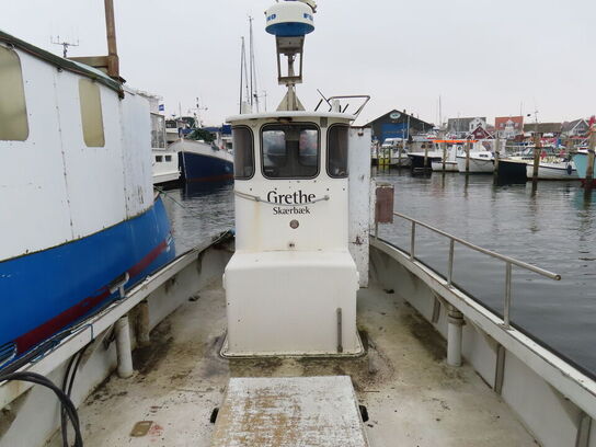 25 fod Ejvind selvlænsende damjolle, glasfiber, årgang 1977