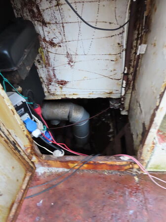 55 fod spejlgattet hæktrawler, stålbåd, byggeår 1985