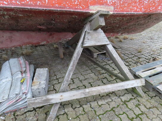 31 fod spejlgattet Dueholm m. frembygget styrehus, glasfiber, argang 1982