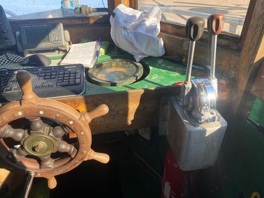 30 fod frembygget kombineret garn og tegne-fartøj i alu/lærk på eg