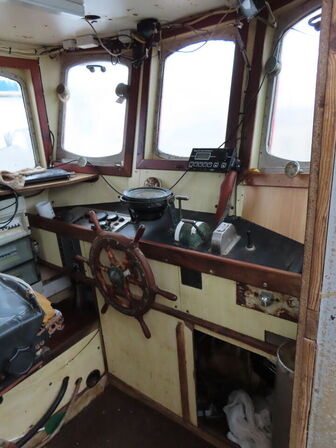 55 fod spejlgattet hæktrawler, stålbåd, byggeår 1985