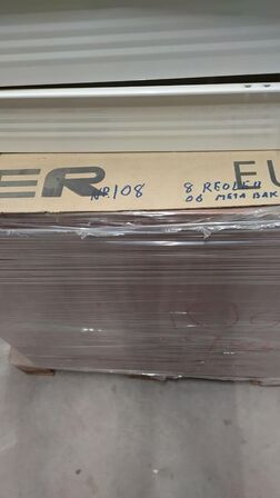 Blandede skuffer og reoler