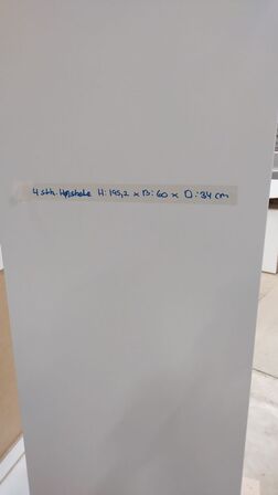 4 stk. usamlet højskabe H: 195,2 x B: 60 x D: 34,0 med låge og 16 hylder