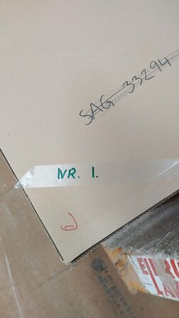 3 stk. U samlet højskabe H: 195,2 x B: 50 x D: 58 cm med 8 hylder uden låger