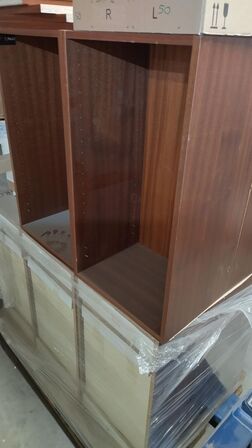 Blandede skuffer og reoler