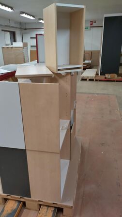 1 palle diverse badeværelsesskabe