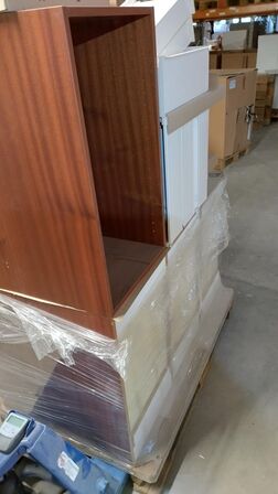 Blandede skuffer og reoler