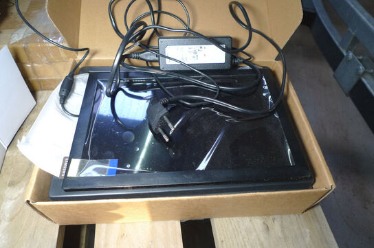 3 stk. små monitorskærme, 26, 24,5 og 47cm