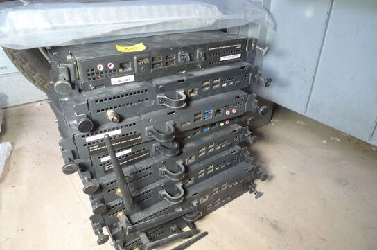 9 stk. computere t/rack