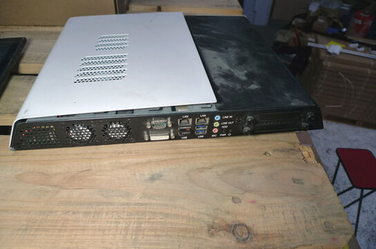 7 stk. skærme/computer