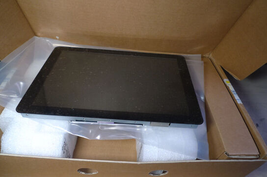 4 stk. div. computerskærme