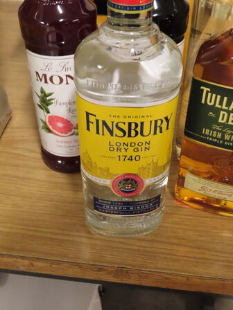 3 flasker sprut og 2 flasker MONIN