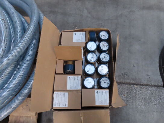 Kasse med vandmålere ISTA