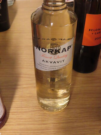 3 flasker NORDKAP AKVAVIT