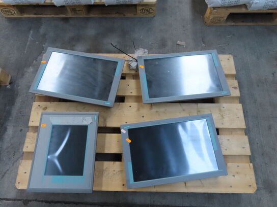 4 stk skærme SIEMENS