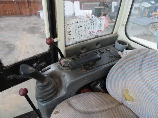 Minigraver TEREX TC16