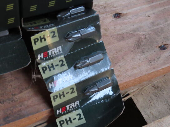 Sikkerhedssko og diverse bits