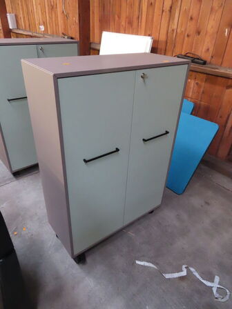 Kommode på hjul DENCON