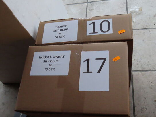 2 kasser hoodies og t-shirt str: M