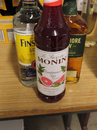 3 flasker sprut og 2 flasker MONIN