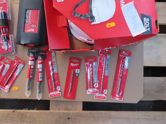 Diverse bor, hjelm mv. MILWAUKEE