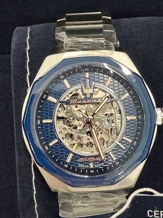 Armbåndsur MASERATI STILE 45MM AUTO BLUE DIAL BR SS