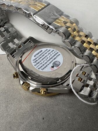 Armbåndsur MASERATI SFIDA 44MM CHRO W/SILVER DIAL SS+YG BR