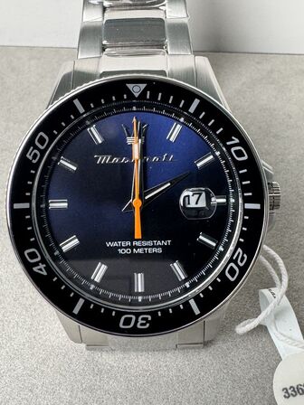Armbåndsur MASERATI SFIDA 44MM 3H BLUE+BLK DIAL BR SS