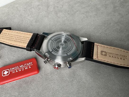 Armbåndsur SWISS MILITARY SMWGC0000405