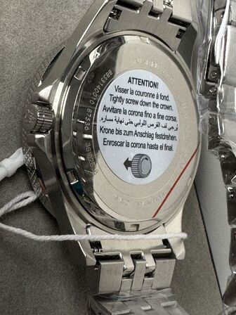 Armbåndsur MASERATI SFIDA 44MM 3H GUN DIAL SS BR