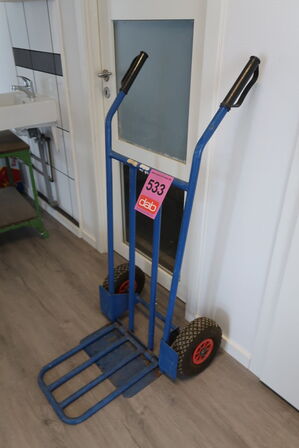 Sækkevogn med udfaldsrampe 