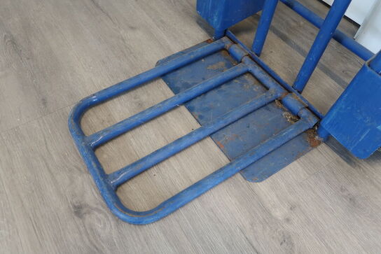 Sækkevogn med udfaldsrampe 