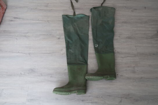 Skridtstøvler - Str. 45/46