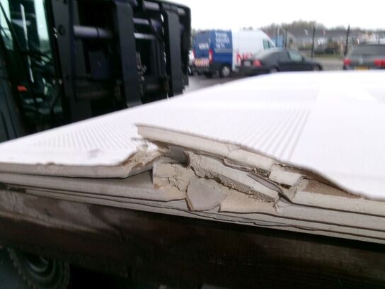 4 stk. akustikplader til loft