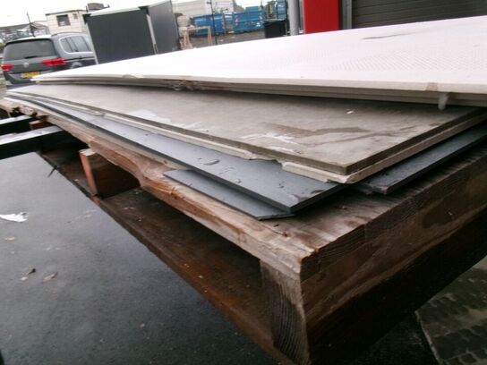 4 stk. akustikplader til loft