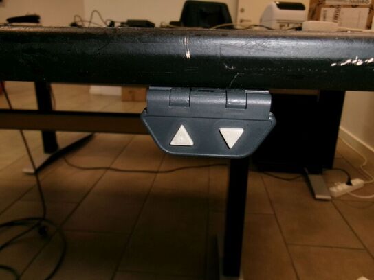 Skrivebord, hæve/sænke