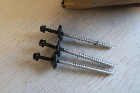 Skruer til tagplader