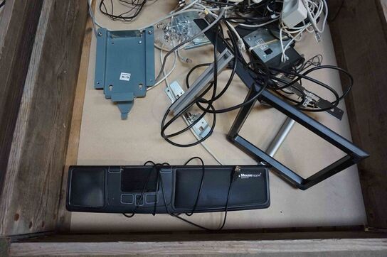 Restparti forlængerledninger og IT kabler m.m. (MOMSFRI) 