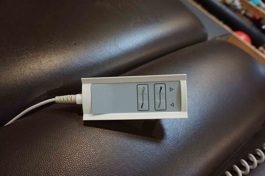 Massagebriks med el-styring (MOMSFRI) 