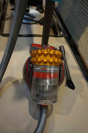 Dyson Big Ball multi floor 2 støvsuger (MOMSFRI) 