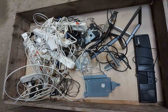 Restparti forlængerledninger og IT kabler m.m. (MOMSFRI) 