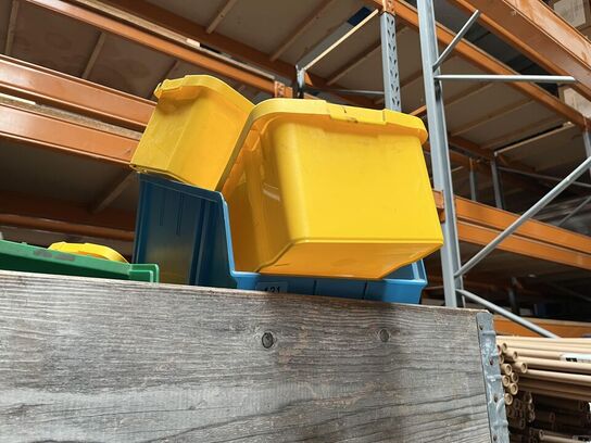 Plastkasser assorterede