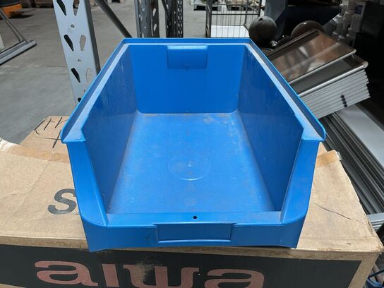 Plastkasser assorterede