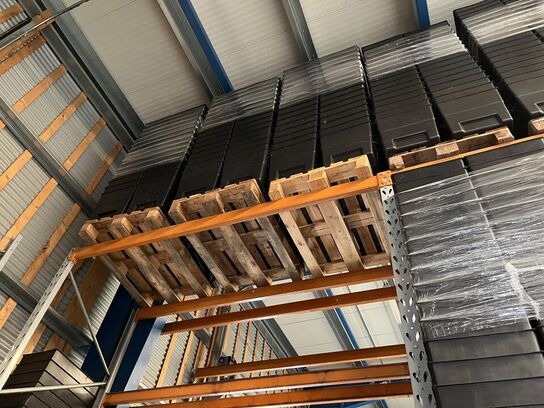 Stort parti filterkasser og låg