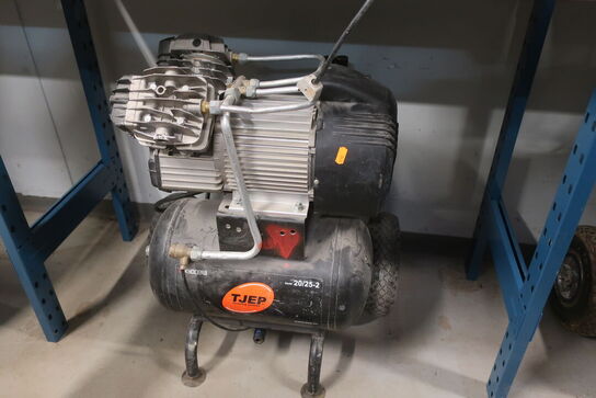 Kompressor TJEP 20/25-2 med slange 